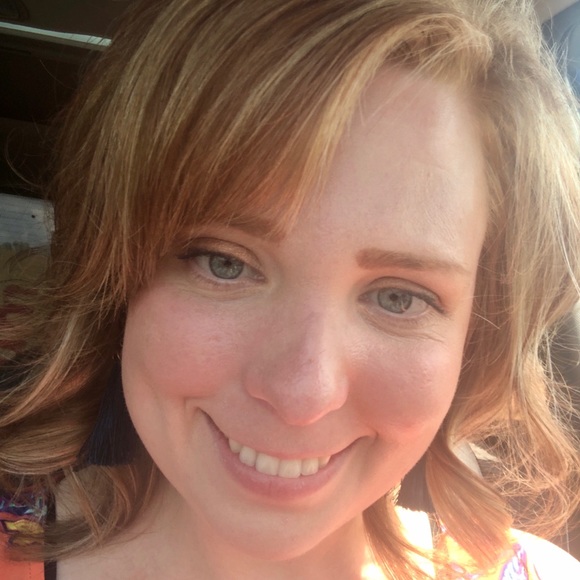 Meet your Posher, Ashley - Picture 1 of 1